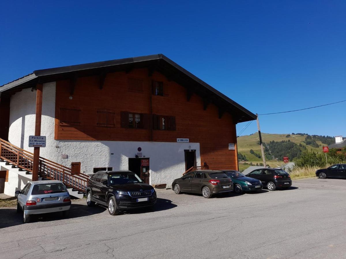 הוטלוס Appartement Chalet En Plein Centre Des Saisies מראה חיצוני תמונה